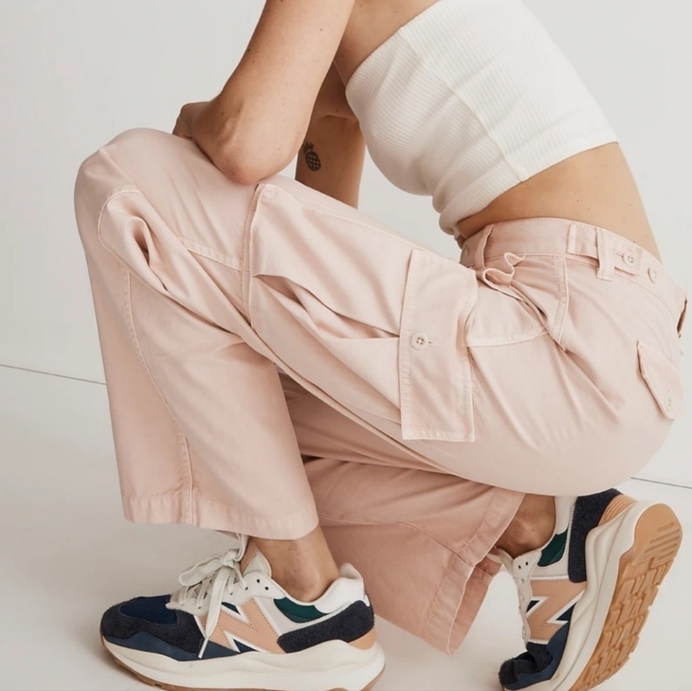 Madewell Faded Petal Garment-Dyed Low-Slung Straight Cargo Pants 28T